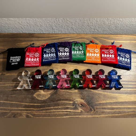 ExxonMobil United Way 2015-2022 Glass Employee Contribution Awards 6 Pcs RARE!